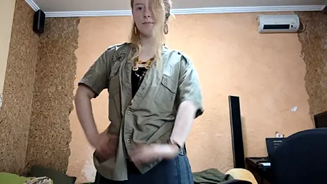 KateVibe 01 online show from 04/21/26, 02:51