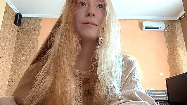 KateVibe 01 online show from 05/13/26, 10:39