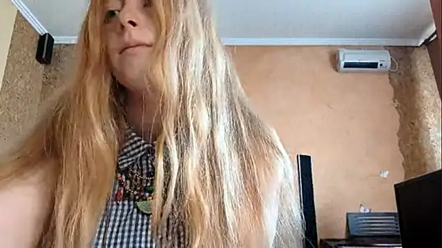 KateVibe 01 online show from 05/23/26, 01:37
