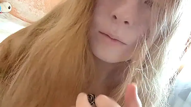 KateVibe 01 online show from 05/16/26, 10:09