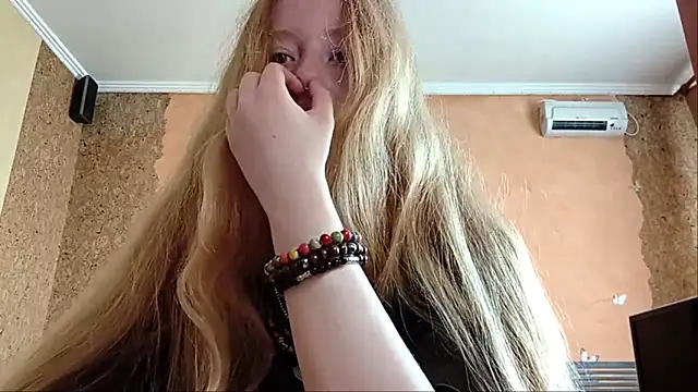 KateVibe 01 online show from 05/30/26, 01:23