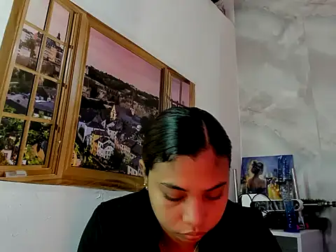 Snapshot of EllyBloom chatting on 04/14/26, 01:38 EllyBloom online show from 04/14/26, 01:38