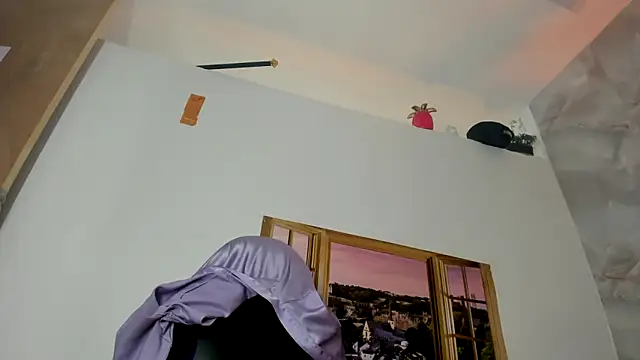 EllyBloom online show from 06/02/26, 01:33