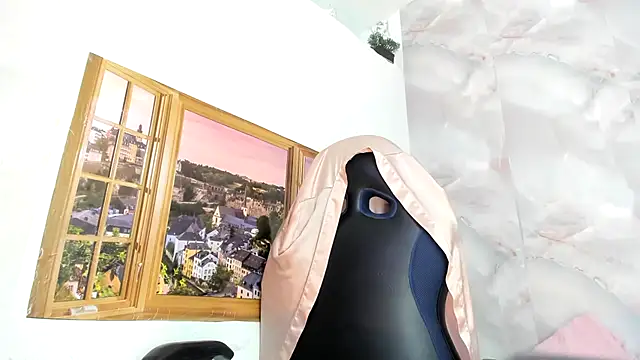 EllyBloom online show from 06/26/26, 01:50