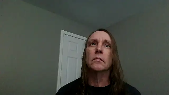 Magnus Luv online show from 05/26/26, 08:18