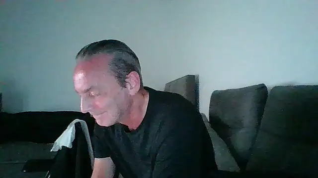 Snapshot of CanCumALot chatting on 05/24/26, 11:43 CanCumALot online show from 05/24/26, 11:43