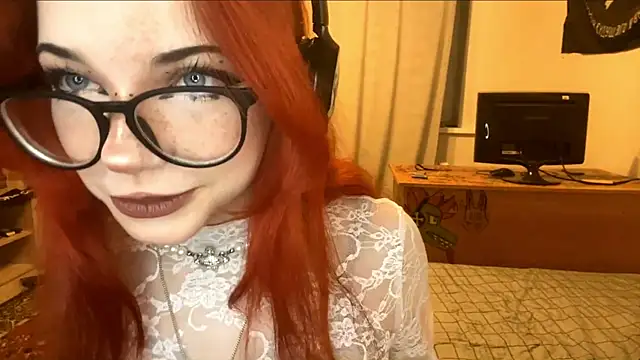 Snapshot of RedHeadCat chatting on 05/12/26, 09:32 RedHeadCat online show from 05/12/26, 09:32