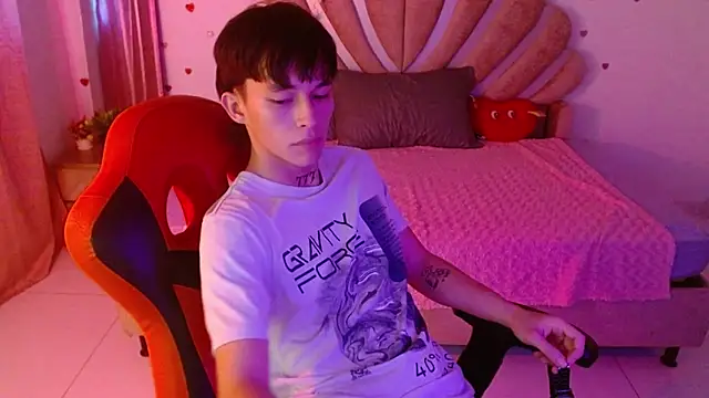 Marco fox723 online show from 04/15/26, 07:58