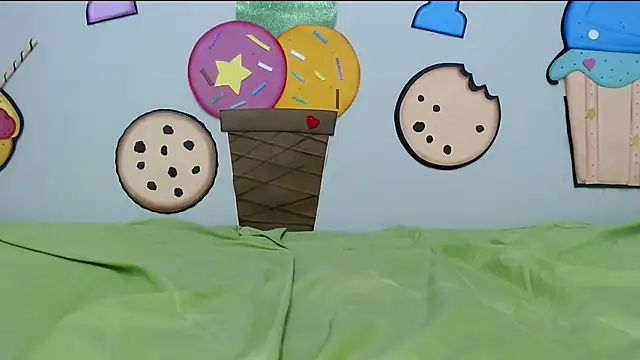 pamelaskiny20 online show from 04/12/26, 03:32