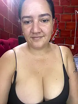 Snapshot of Fresita-12 chatting on 07/09/26, 02:01 Fresita-12 online show from 07/09/26, 02:01