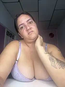 Snapshot of Fresita-12 chatting on 04/04/26, 11:55 Fresita-12 online show from 04/04/26, 11:55