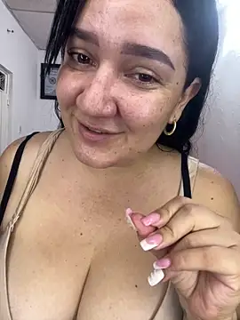 Snapshot of Fresita-12 chatting on 05/02/26, 02:50 Fresita-12 online show from 05/02/26, 02:50