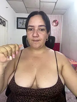 Snapshot of Fresita-12 chatting on 05/04/26, 12:58 Fresita-12 online show from 05/04/26, 12:58