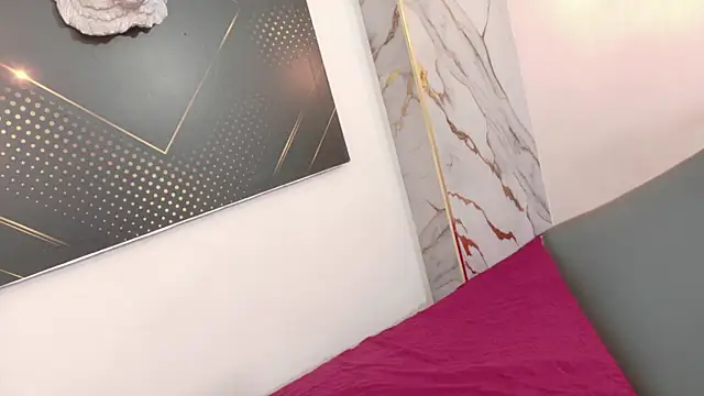 GoldenDesireX  online show from 05/23/26, 07:02