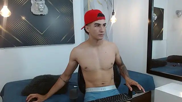 Snapshot of GoldenDesireX_ chatting on 04/09/26, 07:09 GoldenDesireX online show from 04/09/26, 07:09