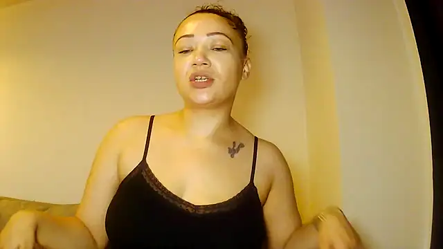 Snapshot of Theone_T chatting on 07/10/26, 07:19 Theone T online show from 07/10/26, 07:19