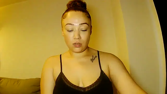 Snapshot of Theone_T chatting on 07/12/26, 01:23 Theone T online show from 07/12/26, 01:23