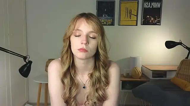 Snapshot of baeyoda chatting on 04/11/26, 04:10 baeyoda online show from 04/11/26, 04:10