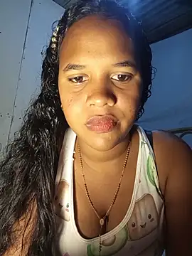 michelle castillo online show from 04/28/26, 02:27