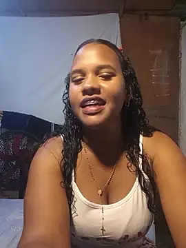 michelle castillo online show from 05/11/26, 04:25