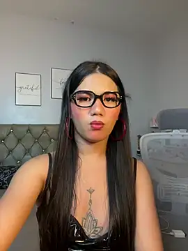 Snapshot of JassmineLove chatting on 06/25/26, 08:19 JassmineLove online show from 06/25/26, 08:19