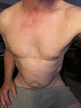 GeetarLuvver online show from 05/21/26, 01:25
