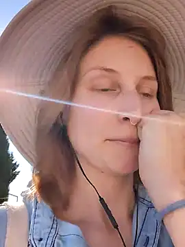 Julialexxxx online show from 05/29/26, 07:25