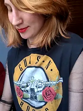 Julialexxxx online show from 04/08/26, 10:06