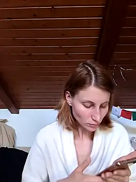 Julialexxxx online show from 04/30/26, 07:26