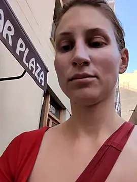 Julialexxxx online show from 06/19/26, 06:08