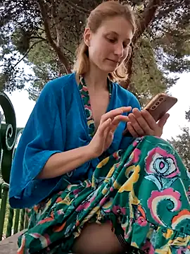 Julialexxxx online show from 07/18/26, 07:28