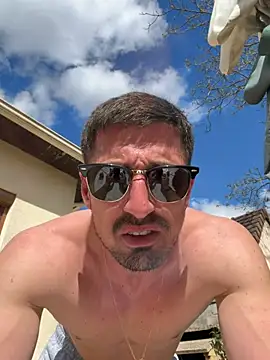 Snapshot of lafrizouye chatting on 04/16/26, 01:56 lafrizouye online show from 04/16/26, 01:56