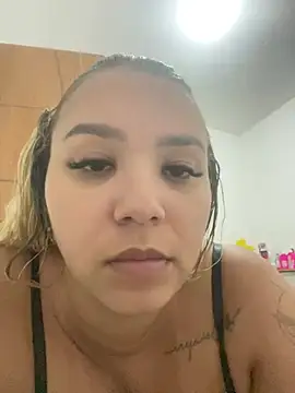 Snapshot of gabyzinha2030 chatting on 06/30/26, 10:10 gabyzinha2030 online show from 06/30/26, 10:10