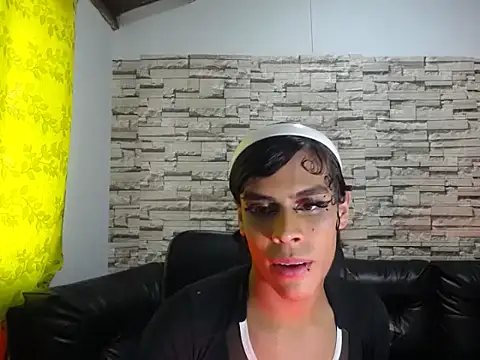 stefani robles online show from 04/26/26, 01:41