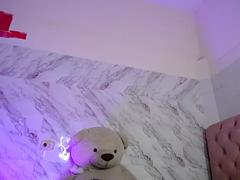 stefani robles online show from 04/10/26, 11:01