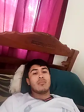 Snapshot of Lean_Emma21 chatting on 04/06/26, 02:40 Lean Emma21 online show from 04/06/26, 02:40