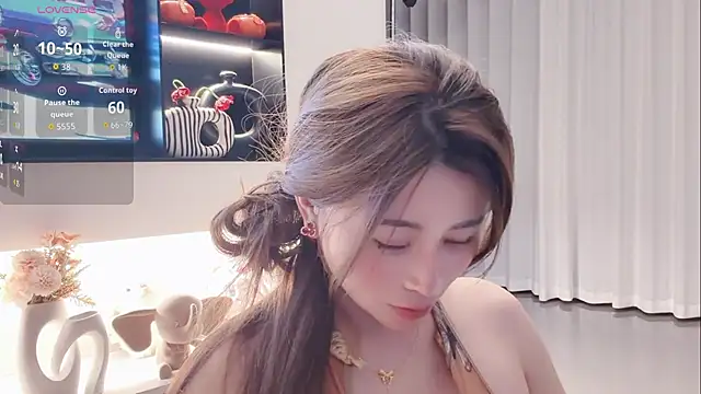Snapshot of tingting-youu chatting on 06/20/26, 12:54 tingting-youu online show from 06/20/26, 12:54