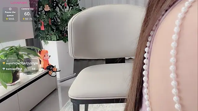 tingting-youu online show from 04/15/26, 03:05
