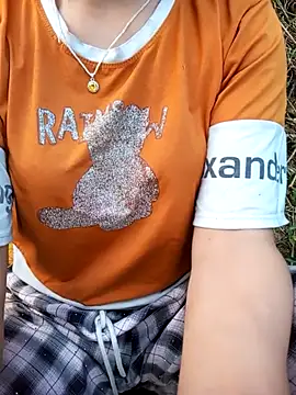 Snapshot of minachao121 chatting on 04/08/26, 11:01 minachao121 online show from 04/08/26, 11:01