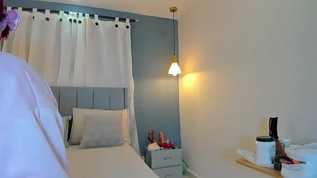 sweetkimmie  online show from 04/15/26, 11:27