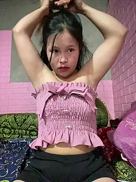Hini cute online show from 04/11/26, 06:32