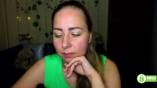 Alicewonderrmiss online show from 04/08/26, 05:31