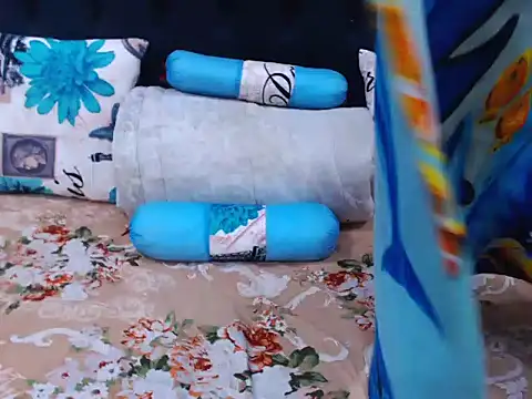 Snapshot of ChocolateClitt chatting on 04/14/26, 02:00 ChocolateClitt online show from 04/14/26, 02:00