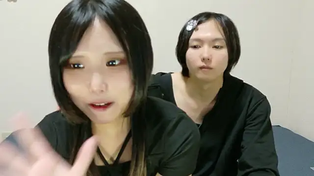 Me aMaru online show from 04/20/26, 10:07