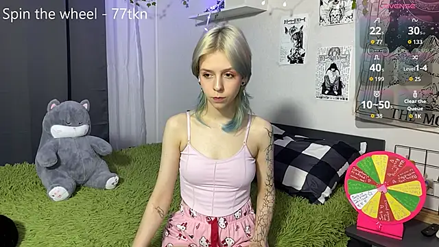 LunaBless online show from 06/09/26, 09:27