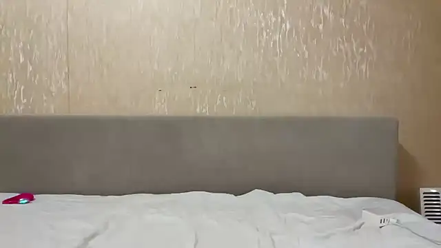 40000usd online show from 05/01/26, 09:47