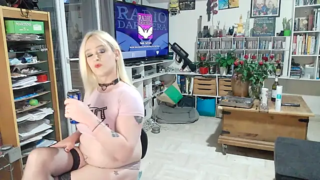 teddythebeer86 online show from 05/15/26, 07:45