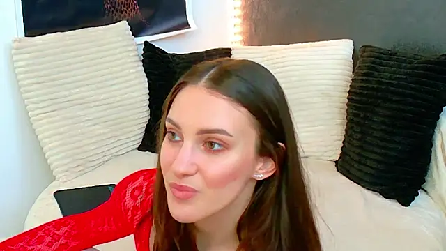 Amira a online show from 05/01/26, 04:39