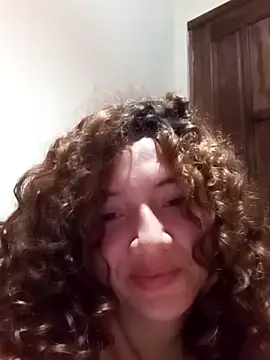 Snapshot of Caro__love chatting on 04/15/26, 03:01 Caro love online show from 04/15/26, 03:01