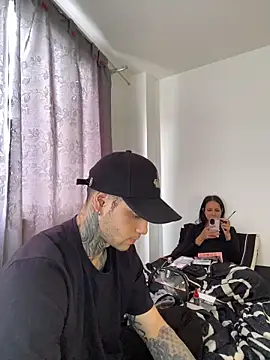 dream party 4U online show from 04/12/26, 06:44